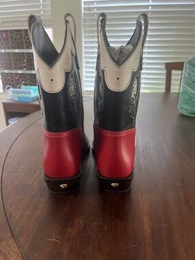 Coach Western Ankle Boots Red Black Floral Embroidered Size 8